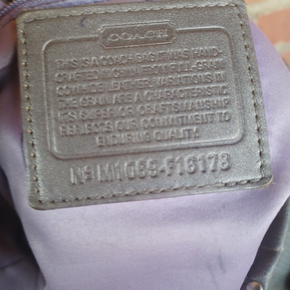 Coach Duffle Shoulder Bag Applique Studded Silver Luxury Designer Leather. - Picture 10 of 11